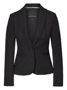 Want to know what to wear to work this fall season? Fall 2017 women's fashion trends hint strongly at bold, powerful looks for the office. Here are some of my top picks for hot workwear this fall season! ~Roxanne Carne | Personal Stylist