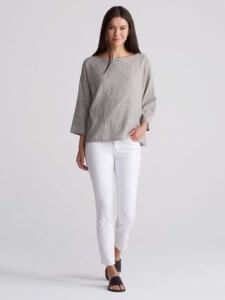 Love minimalist style and passionate about ethical fashion? Want some pointers on the best places to buy minimalist jewelry and clothes? Don’t miss out on these awesome pairings of chic minimalist jewelry and clothes that support ethical fashion! ~Roxanne Carne | Personal Stylist